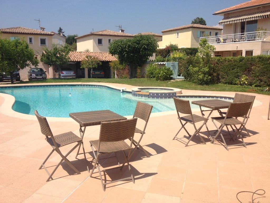 Villa Cezanne Cagnes-sur-Mer Pokój zdjęcie